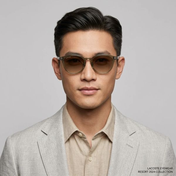 Kính mát Lacoste L6067SLB 310 – người mẫu đeo kính