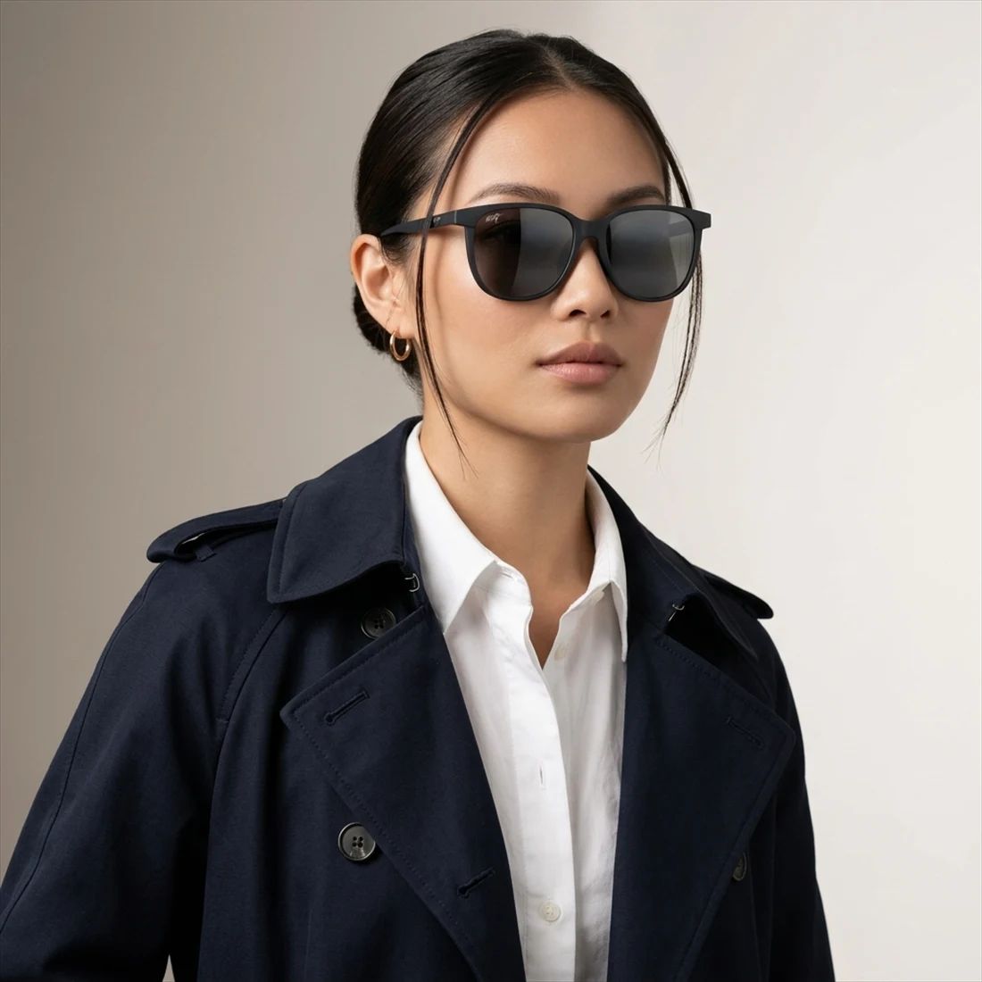 Kính mát MAUI JIM MJ650 03 – người mẫu đeo kính