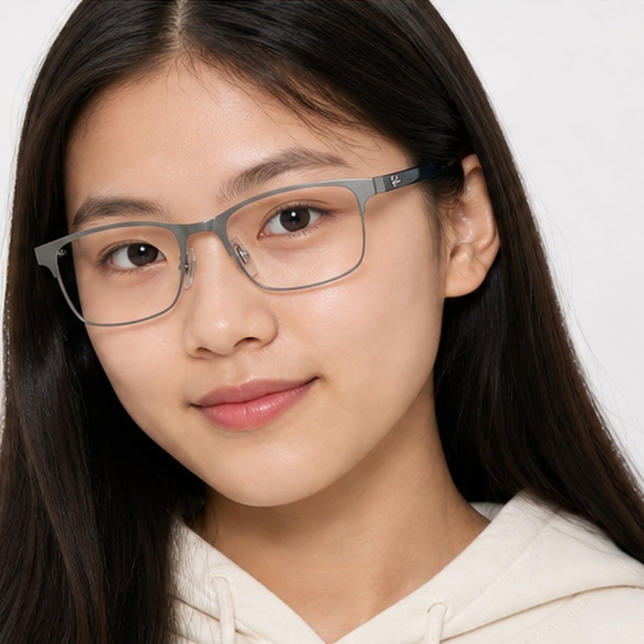 Gọng kính trẻ em Rayban Junior RY1061 4102 - Xám súng mờ – người mẫu đeo kính