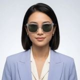 Kính mát SKECHERS SE00044 26R – người mẫu đeo kính
