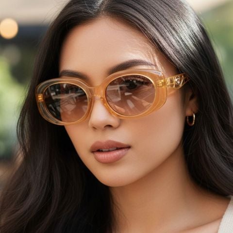 Kính mát Coach HC8443D 591313