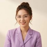 Gọng kính VALENTINO RUDY VR25169 C12 – người mẫu đeo kính