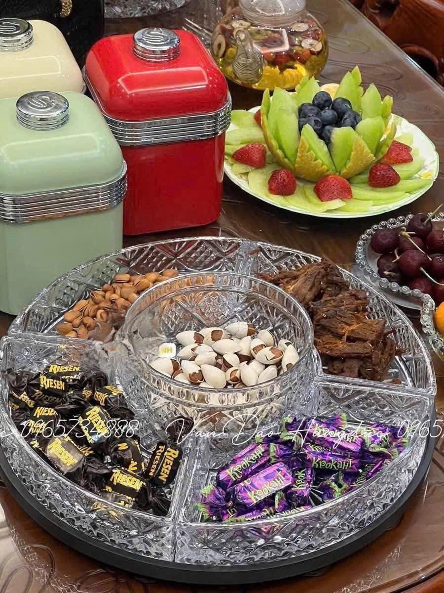 khay pha le tron chia ngan king crystal