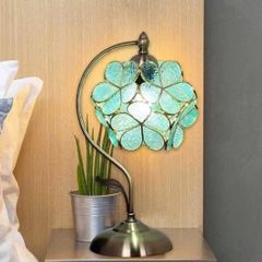 den ban canh hoa tiffany co dien sang trong