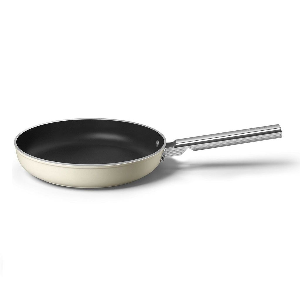 chao ran smeg fpf2802crm 28cm mau kem