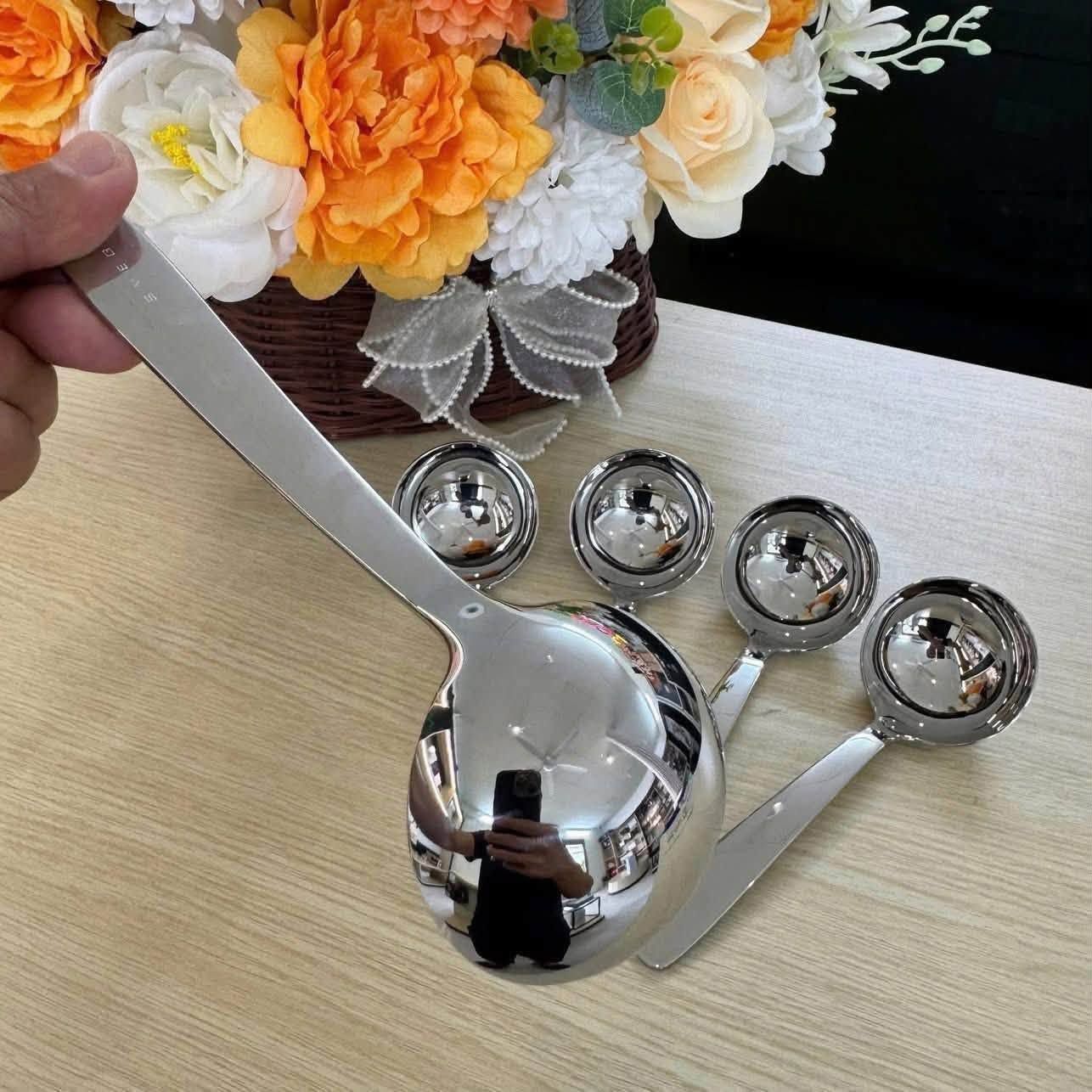 muoi muc canh smeg dai 19cm