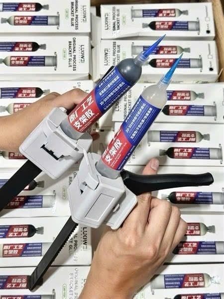 Keo Dán Ron 1 Thành Phần LOUWEI LW - Y01 Đen - Đàn hồi mềm - khô nhanh - Ưu điểm để lâu không bị khô (sl5= 115k)