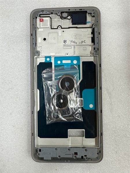 Vỏ Bộ Vivo Y04 zin - Vàng Titan (Full)