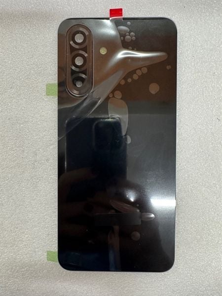 Lưng Samsung A26 Zin - Đen + KC