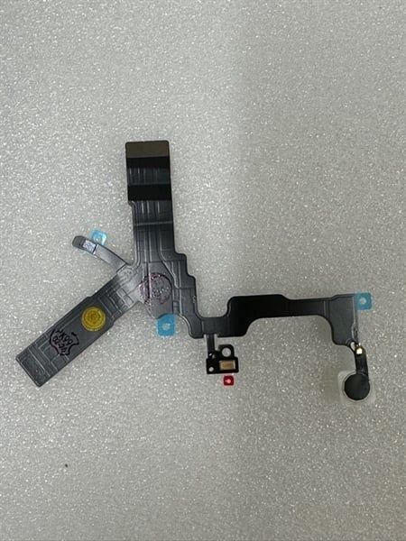 Cáp Đèn Flash Iphone 15 Pro Max