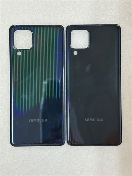 Lưng Samsung M32 Đen