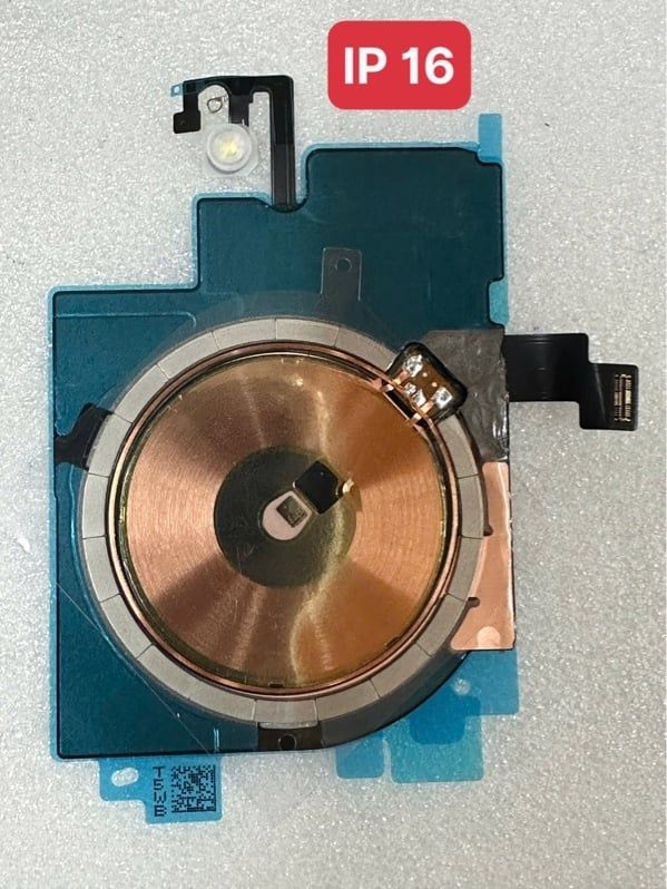 Dây Nút Nguồn + Dây Âm Lượng (DNAL) + Vỹ Sạc Nhanh Không Dây Iphone 16