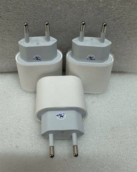 Cóc Sạc Nhanh Iphone 20W Zin Bóc Máy - Chân Tròn