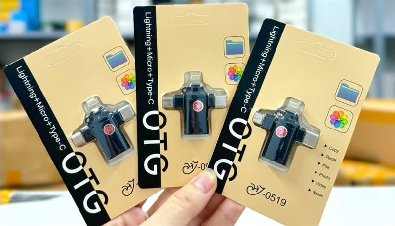 Cáp OTG - USB 4 trong 1 / JH - 0519 - Cổng chuyển dữ liệu: USB - Micro , USB - type C , USB - Lightning (sl 10-1/20-2)
