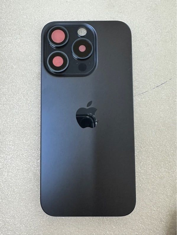 Lưng Iphone 15 Pro Zin - Xanh (+ KC+ Sạc Không Dây)