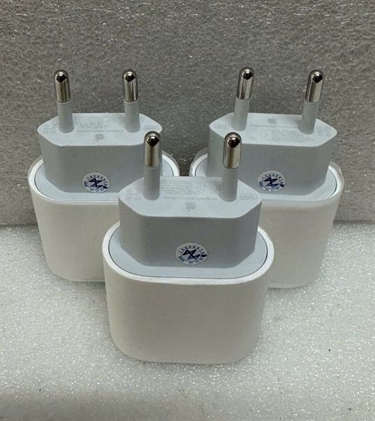 Cóc Sạc Nhanh Iphone 20W Zin Bóc Máy - Chân Tròn