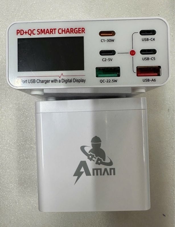 Bộ Sạc Nhiều Cổng: Aman - 306B / 2 Cổng USB + 4 cổng C + Màn Hình Báo Dòng