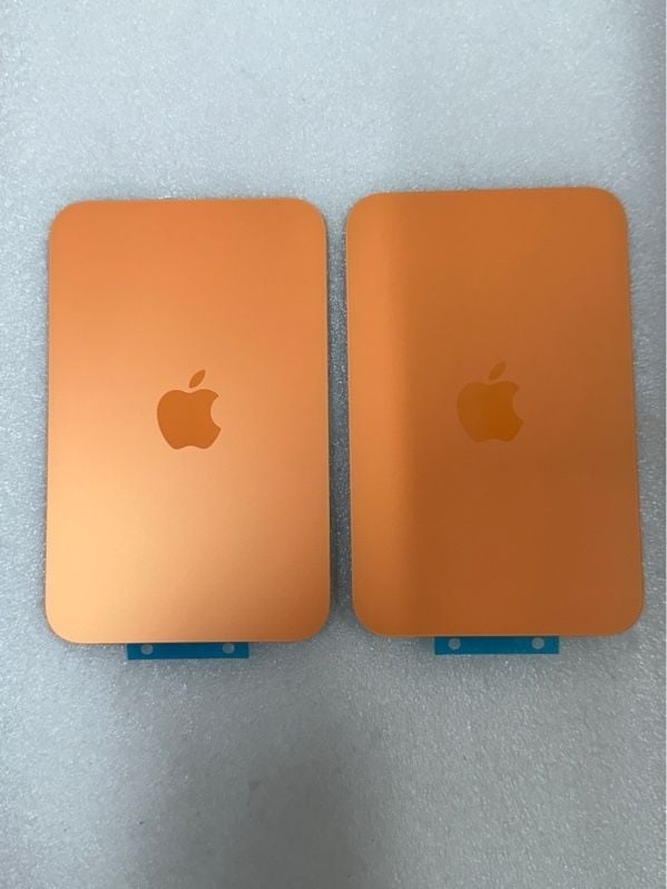 Lưng Iphone 17 Pro Max Zin - Cam (+ sạc không dây )