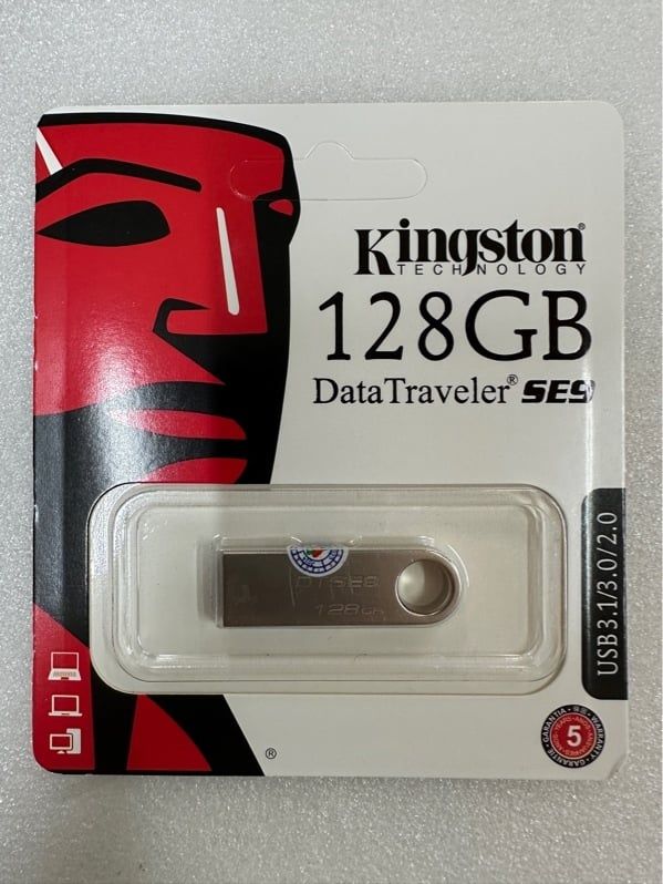 USB Kingston Sắt - 128GB