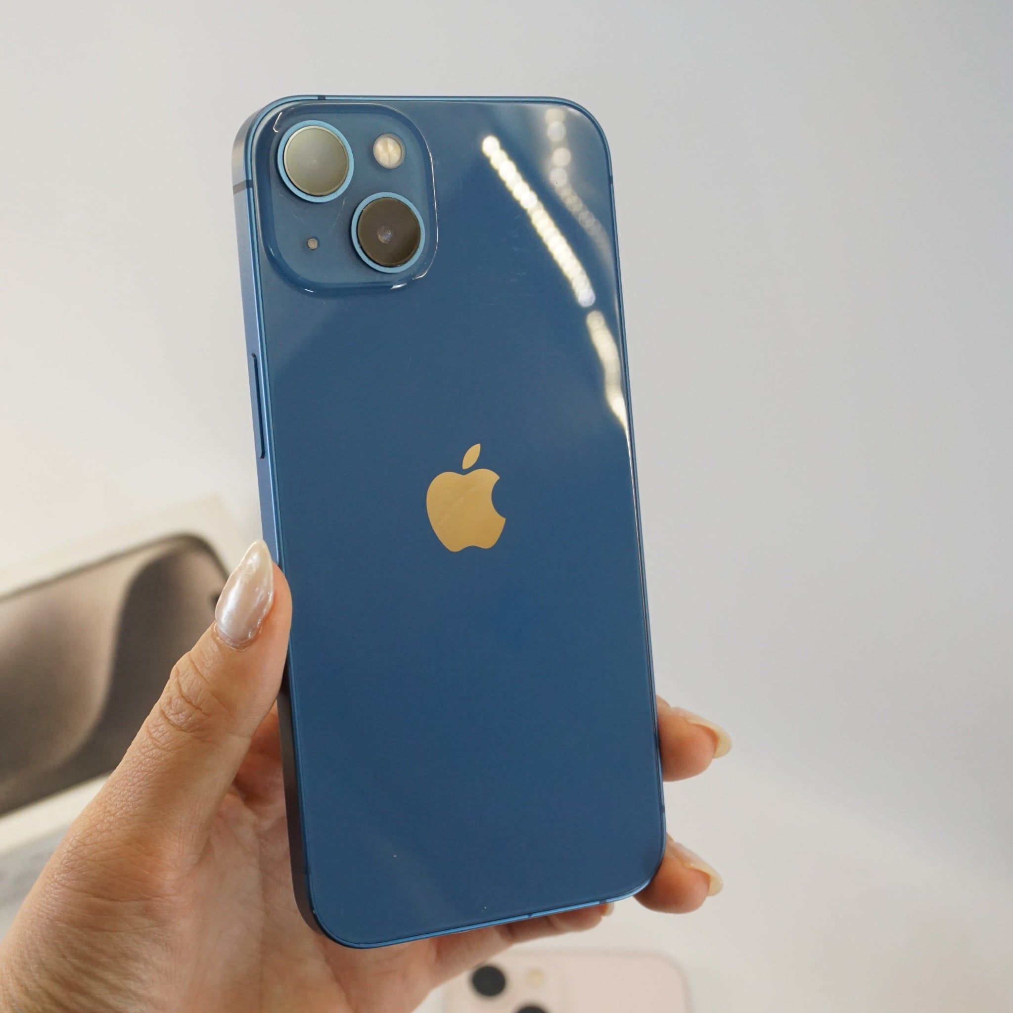 iPhone 13 256GB Quốc tế cũ 99% - Xanh Blue