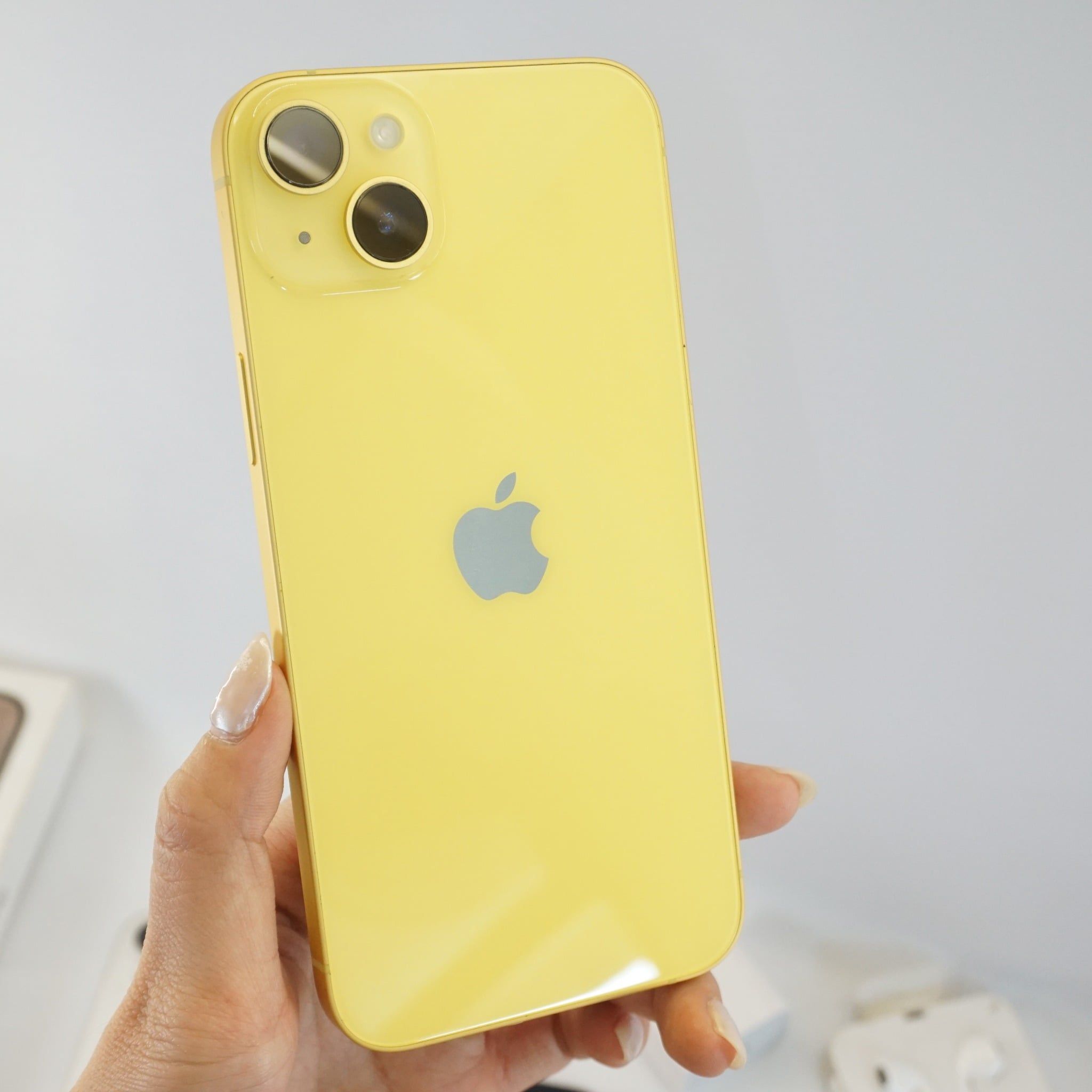 iPhone 14 Plus 256GB Quốc tế cũ 99% - Vàng