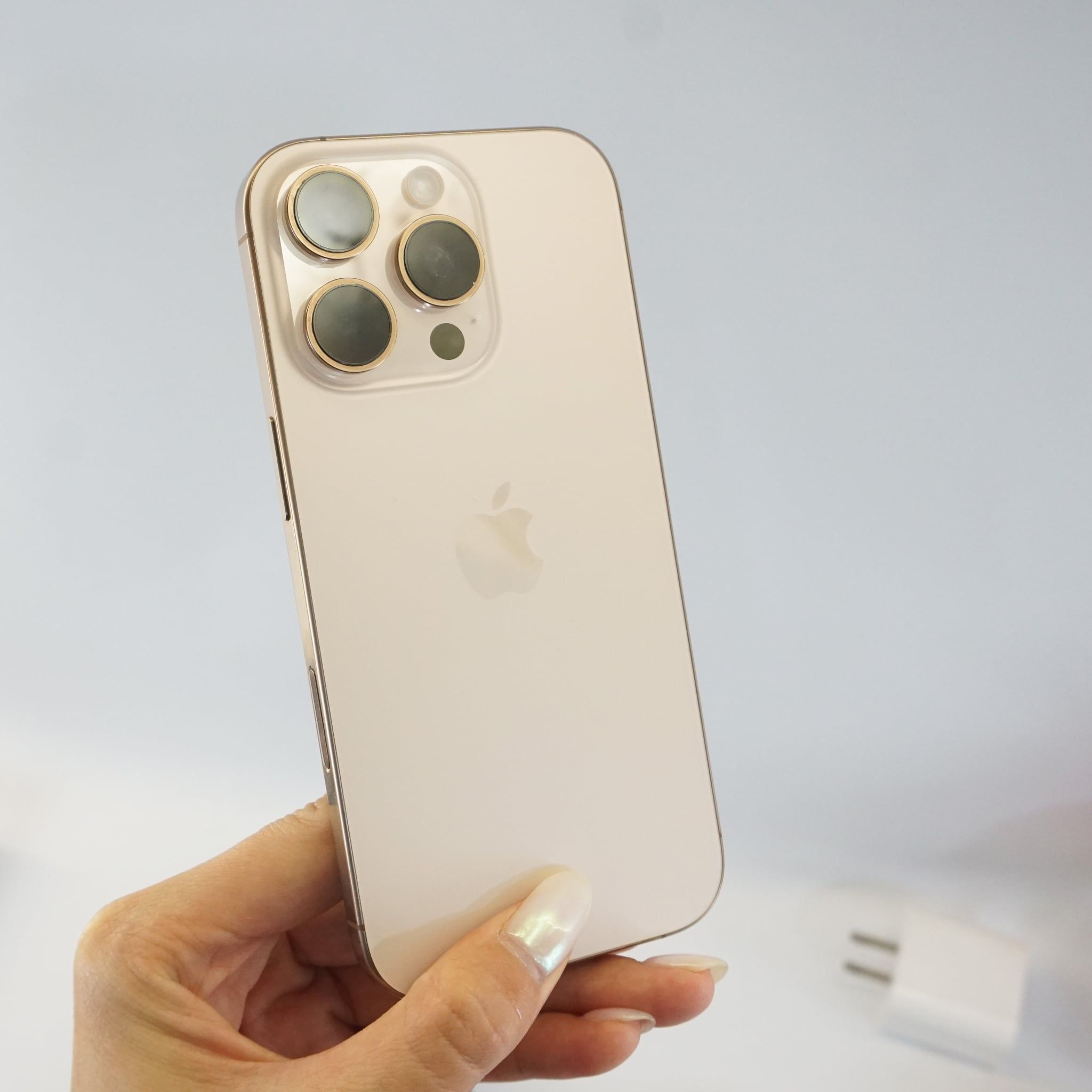 iPhone 16 Pro 128GB Quốc tế cũ 99% - Sa mạc