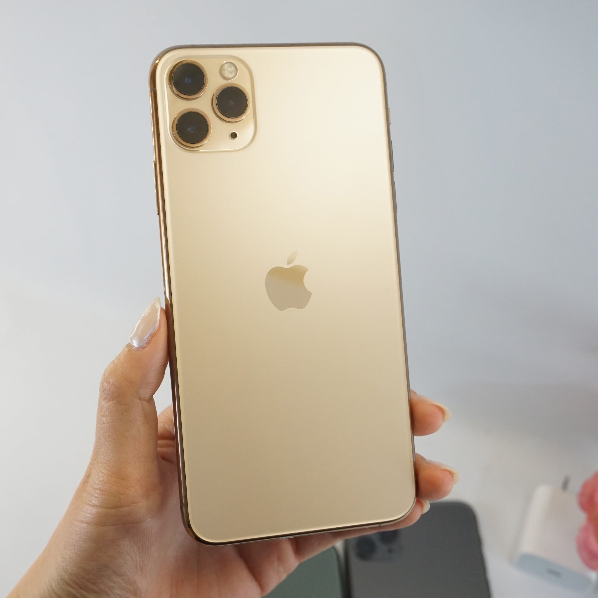 ✨iPhone 11 pro max 256GB SIMフリー ゴールド 99%iPhone 11