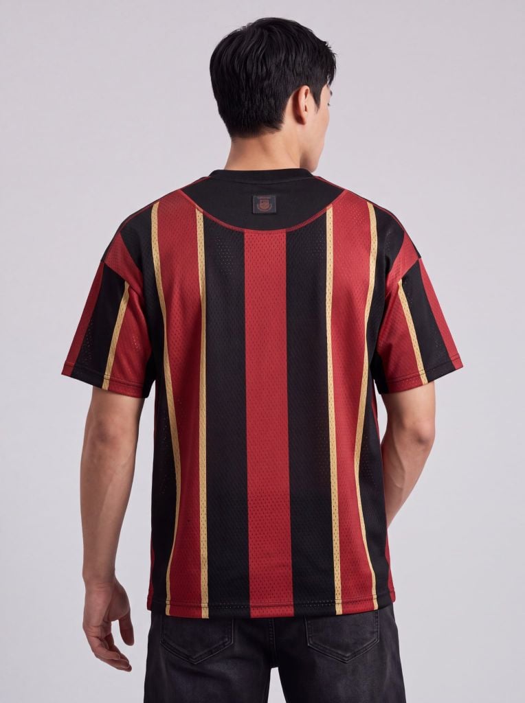 Áo Thun Nam Disney Mighty Mickey Goal Form Boxy