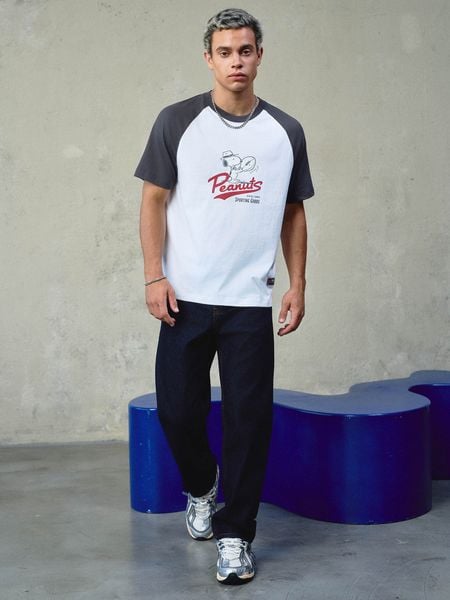 Áo Thun Nam Raglan Peanuts Touchdown Form Regular