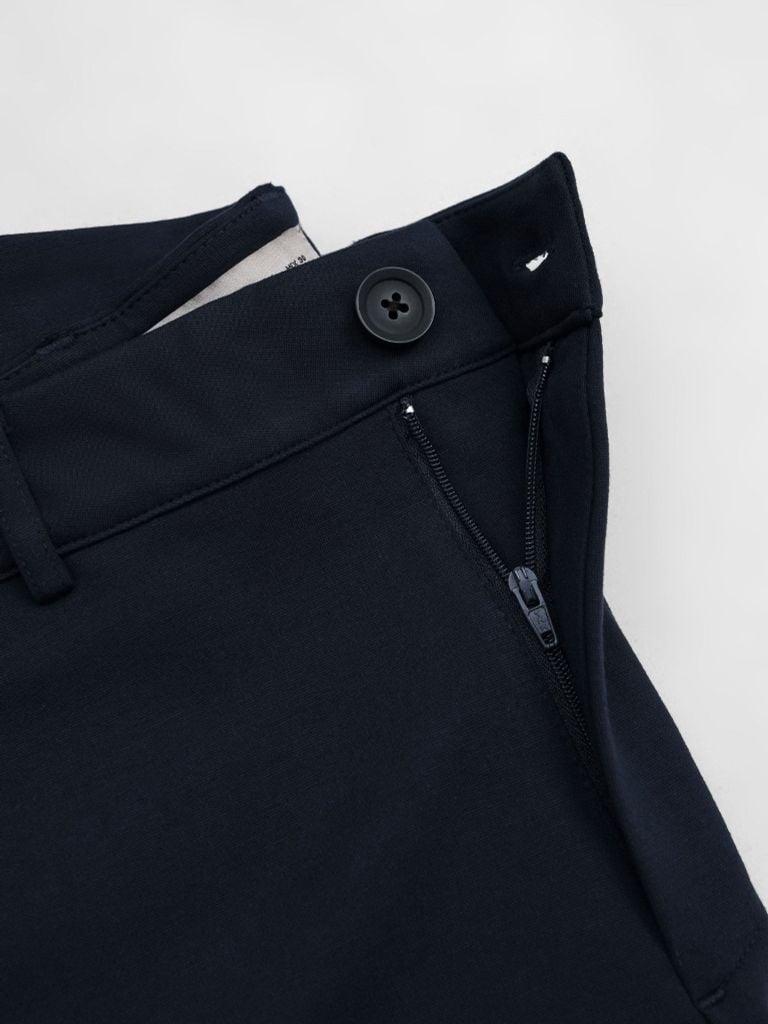 Quần Short Nam Essential Stretch Pants Form Regular