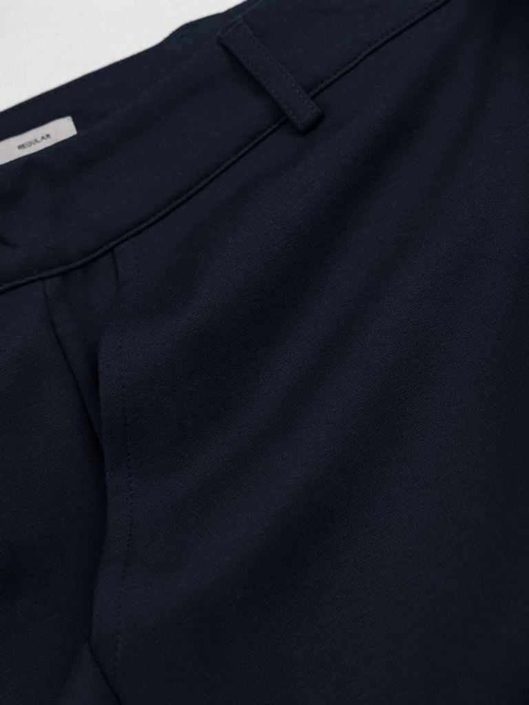 Quần Short Nam Essential Stretch Pants Form Regular