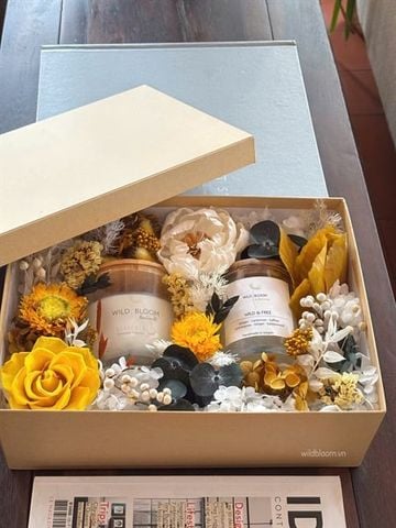 Set quà tặng hoa khô tone vàng & nến thơm