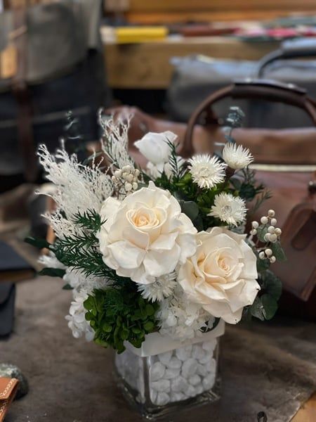 Chậu hoa khô centerpiece tone xanh trắng M130726S