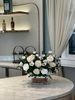 Chậu hoa hồng vĩnh cửu decor quầy lễ tân