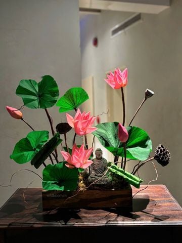 Set decor hoa sen bất tử và Tượng Phật Thích Ca