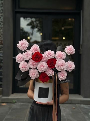 Hộp hoa hồng tươi vĩnh cửu M120240M