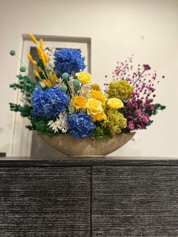 Chậu hoa khô nội thất bàn console