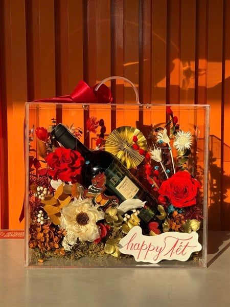 Box hoa tết đựng quà