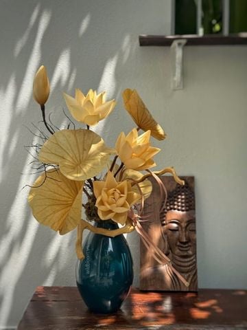 Bình Hoa Sen Khô Preserved Dáng Thiền Ikebana | M180042L