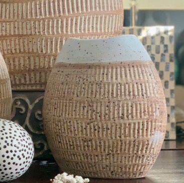 Bình gốm dẹp con sò H21xW21xO11