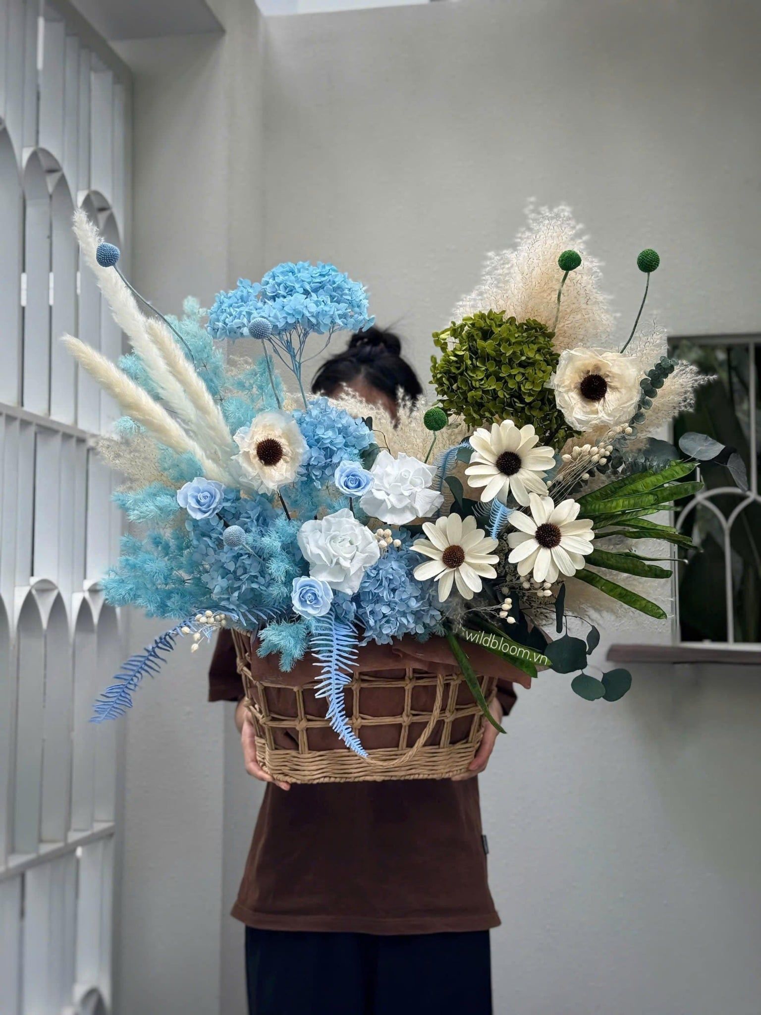 Giỏ hoa Mist Meadow - M14019L