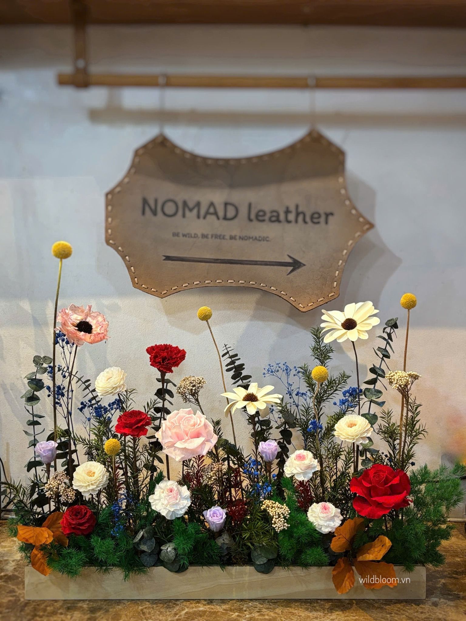 Khay hoa khô tone đỏ hồng M151247L