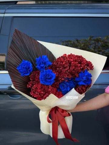 Bó hoa khô tone xanh-đỏ M111258M