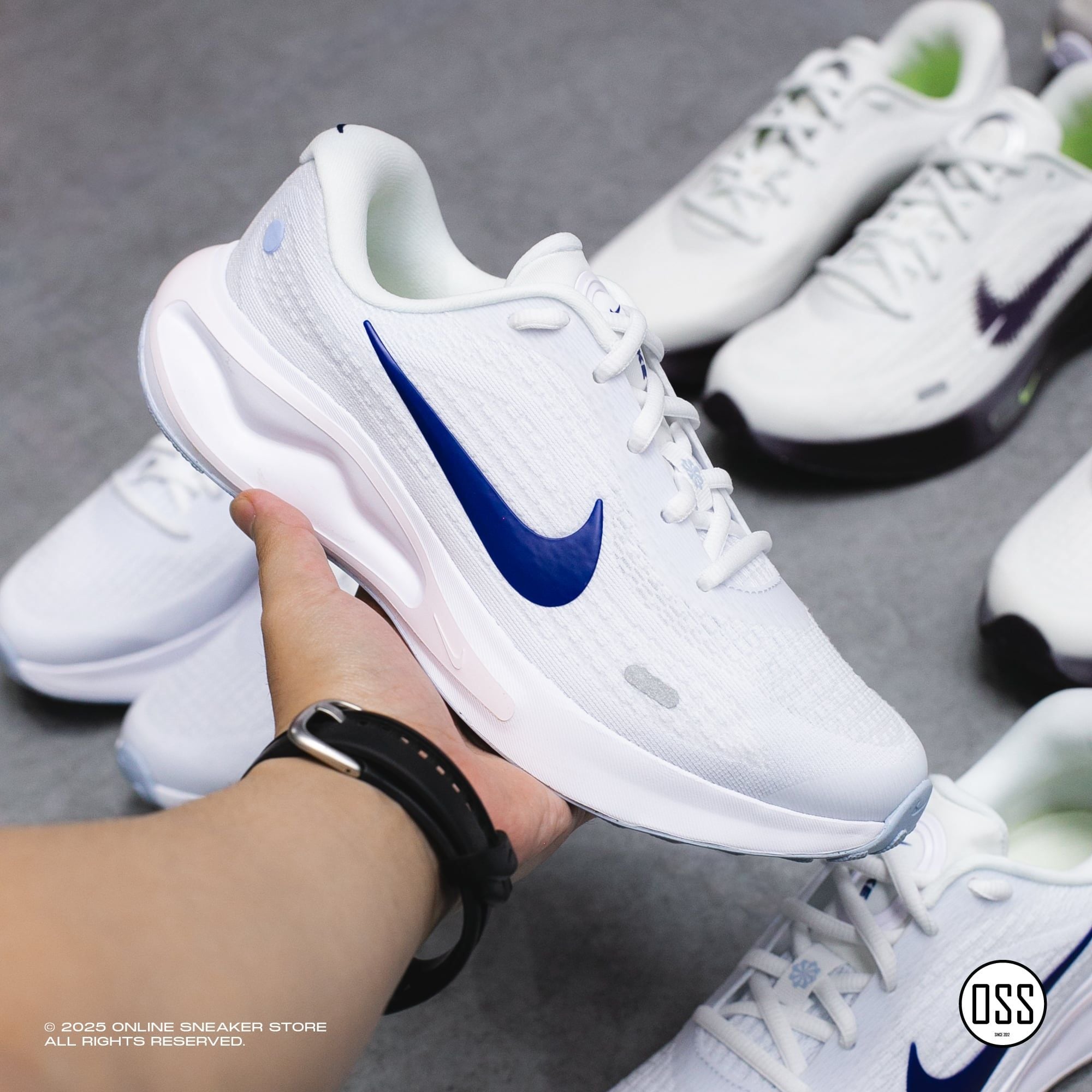  Nike Journey Run - White / Hydrogen Blue 