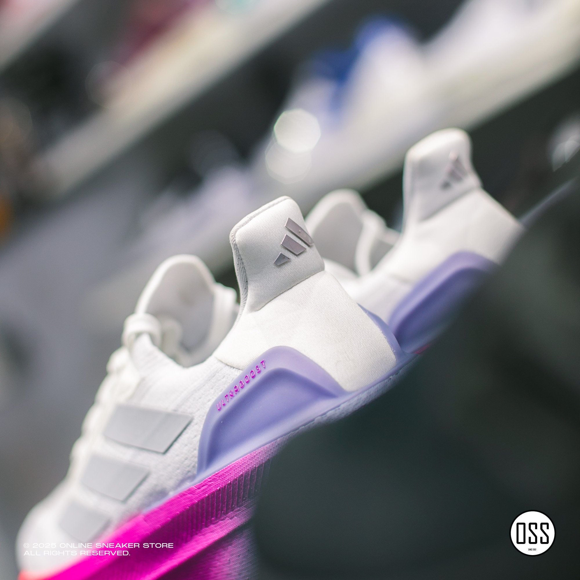  adidas UltraBOOST 5X - Halo Silver / Lucid Red 