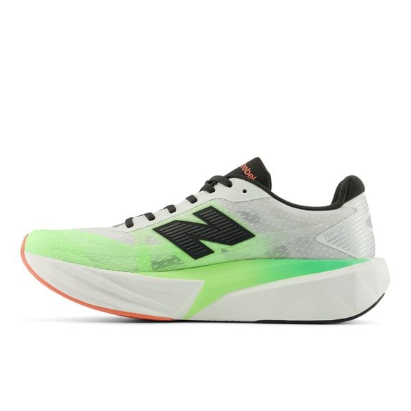  New Balance FuelCell Rebel v5 - Ekiden 