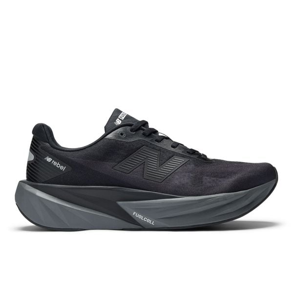 New Balance FuelCell Rebel v5 - Black / Castlerock / Silver Metallic 