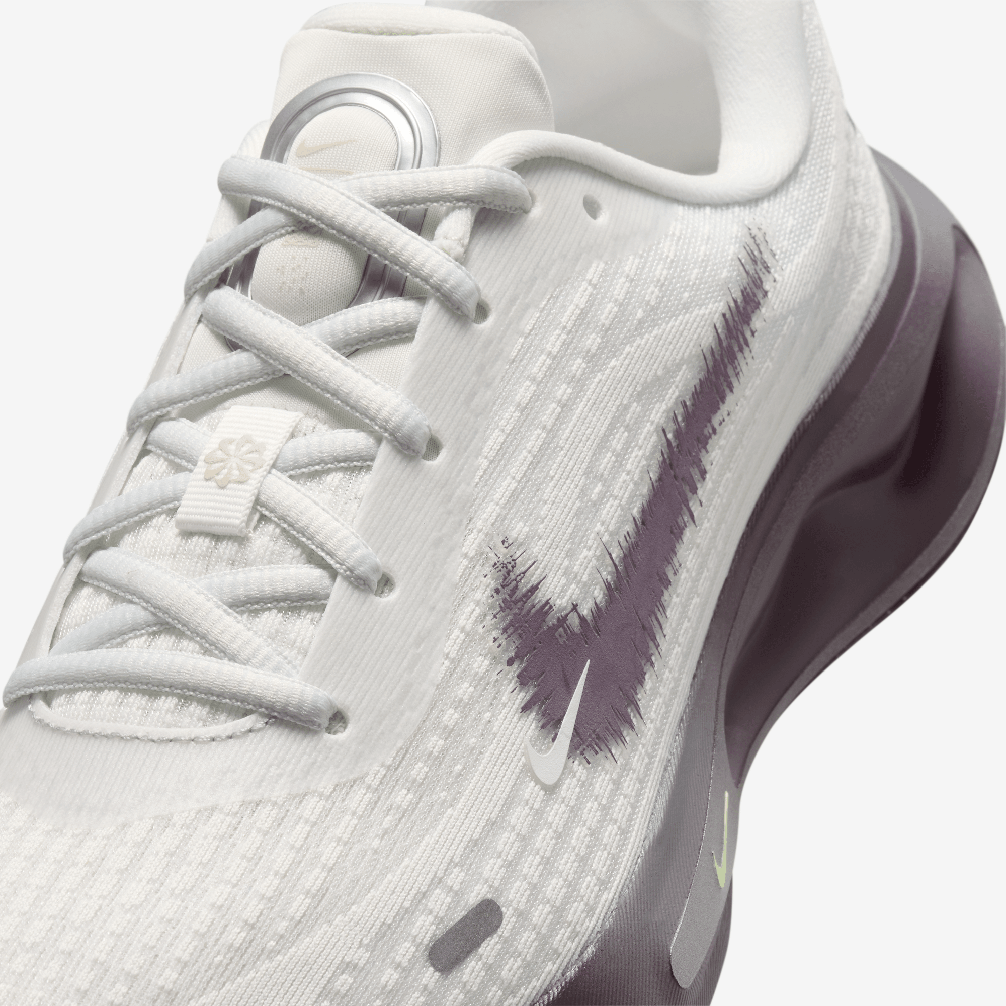  Nike Journey Run - Peak White / Dark Purple 