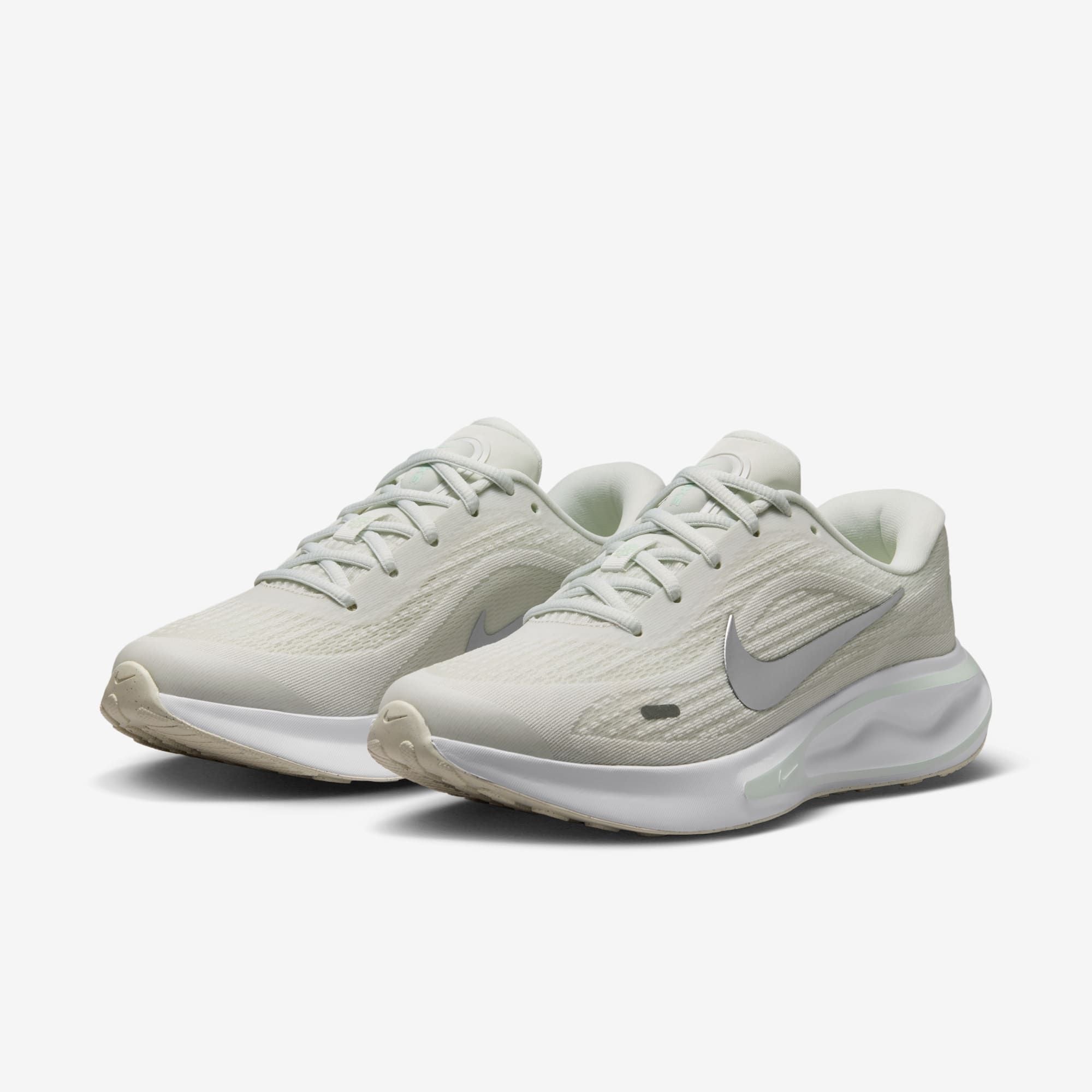  Nike Journey Run - Summit White / Barely Green 
