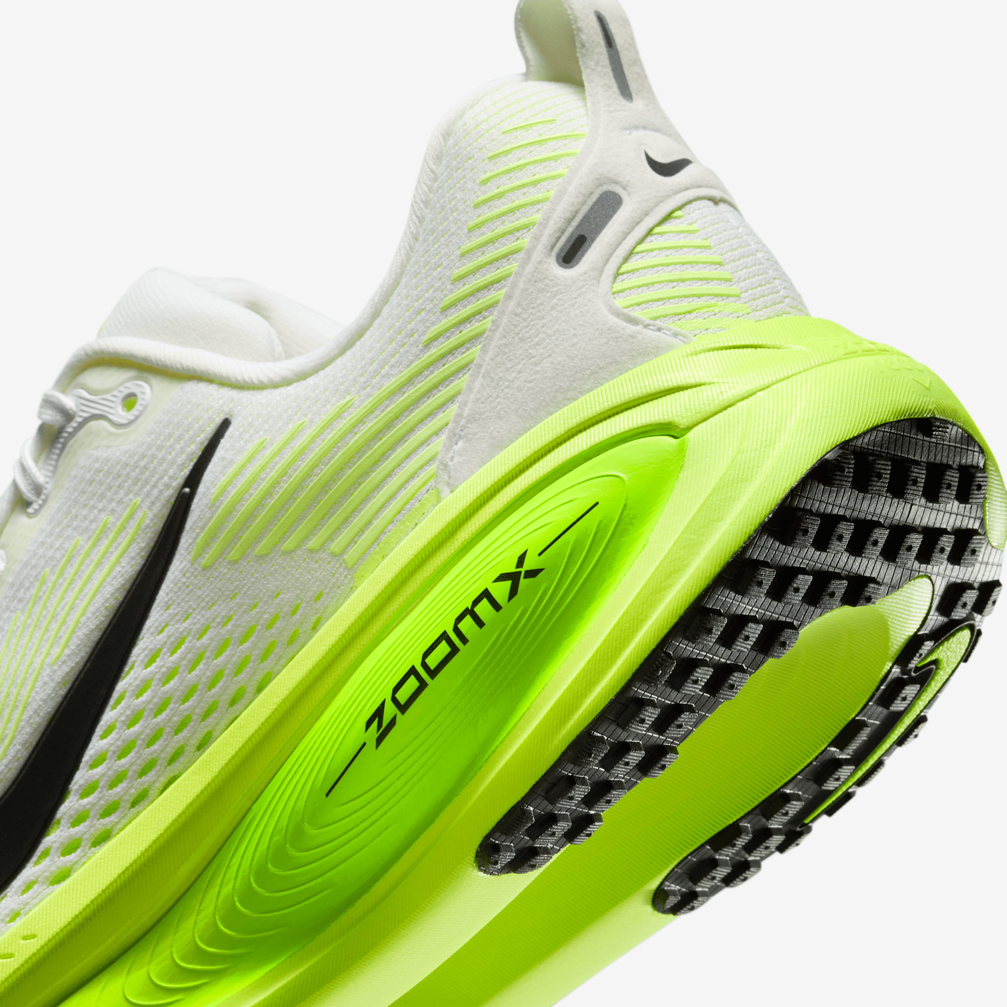  Nike Vomero 18 - White / Electric Green 